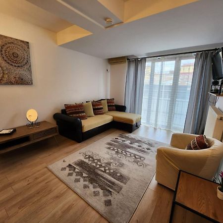 Morii Lake Apartment ブカレスト エクステリア 写真